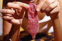 Куди запроторювати презерватив після сексу